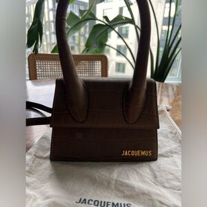 Authentic Jacquemus Le Chiquito Moyen - beige embossed